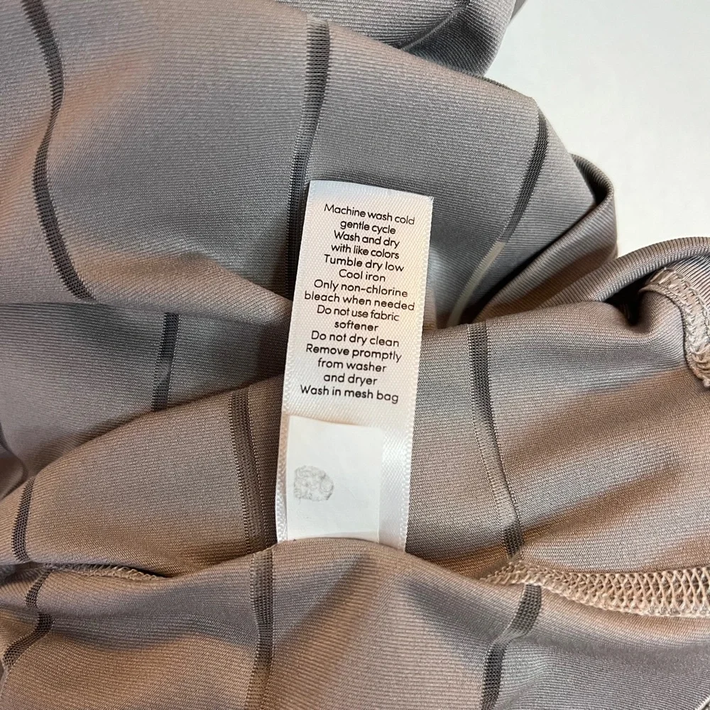 (SOLD) ATHLETA Racerback Tank Top | Large - Picture 11 of 12
